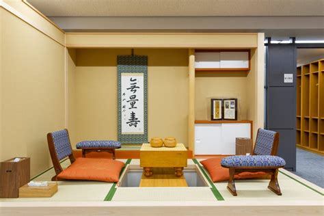 Comprehensive Guide to the Board Game Go (weiqi, baduk).